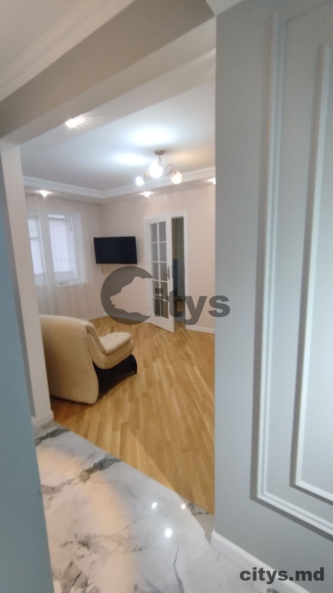 Apartament cu 2 camere, 47m², Trandafirilor photo 7