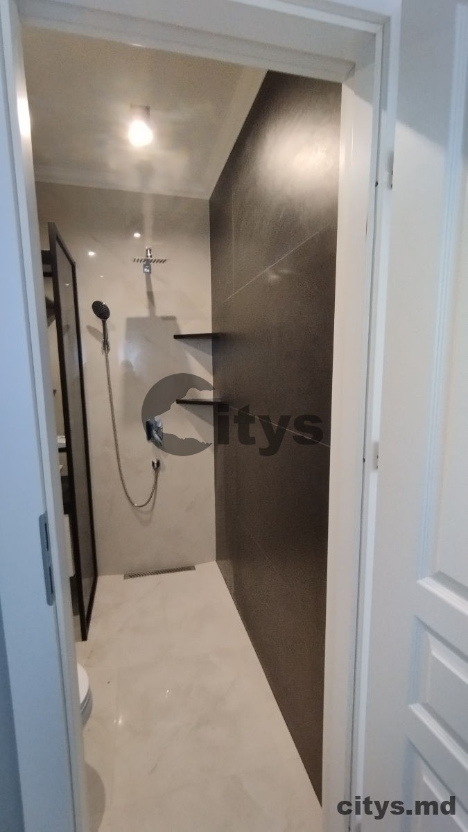 Apartament cu 2 camere, 47m², Trandafirilor photo 6