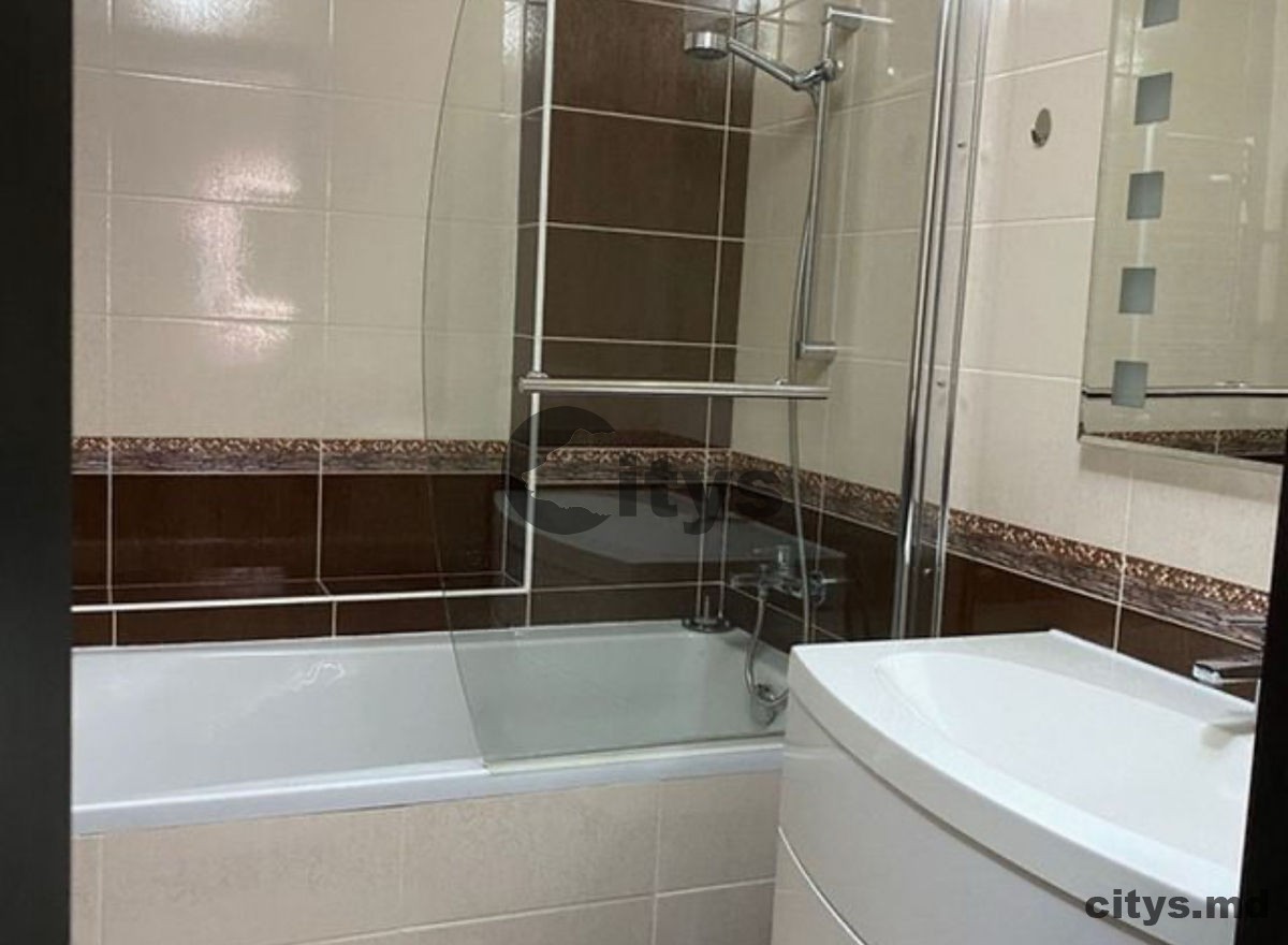 Apartament cu 2 camere, 68m², Mircea cel Bătrân photo 8