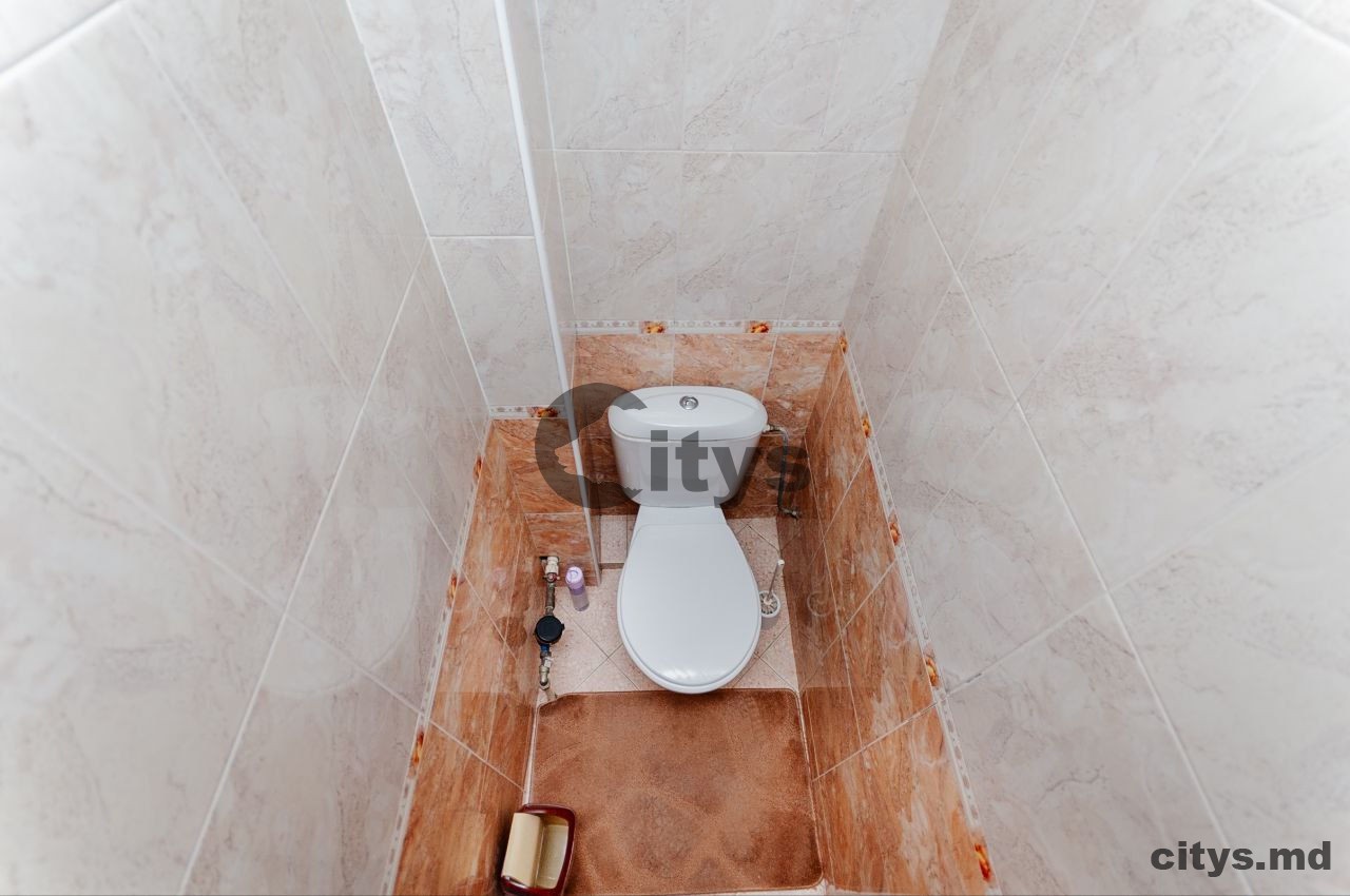 Apartament cu 2 camere, 60m², Cuza-Voda photo 9