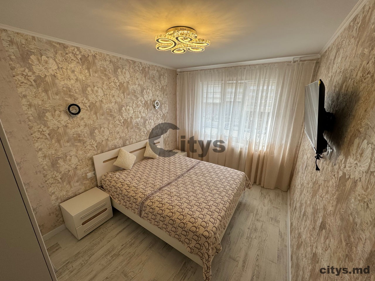 Chirie-Apartament cu 2 camere, 55m², bd.Dacia photo 1