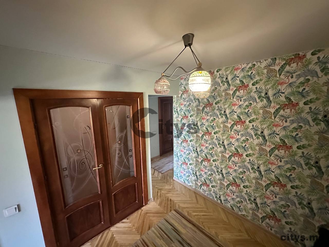 Apartament cu 3 camere, 75m², Botanica.str.Grenoble photo 3