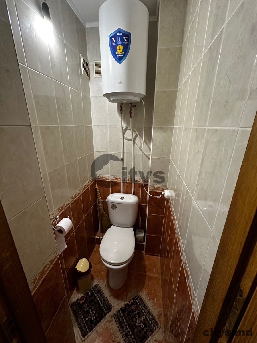 Chirie-Apartament cu 3 camere, 65m², str. Ginta Latină photo 3