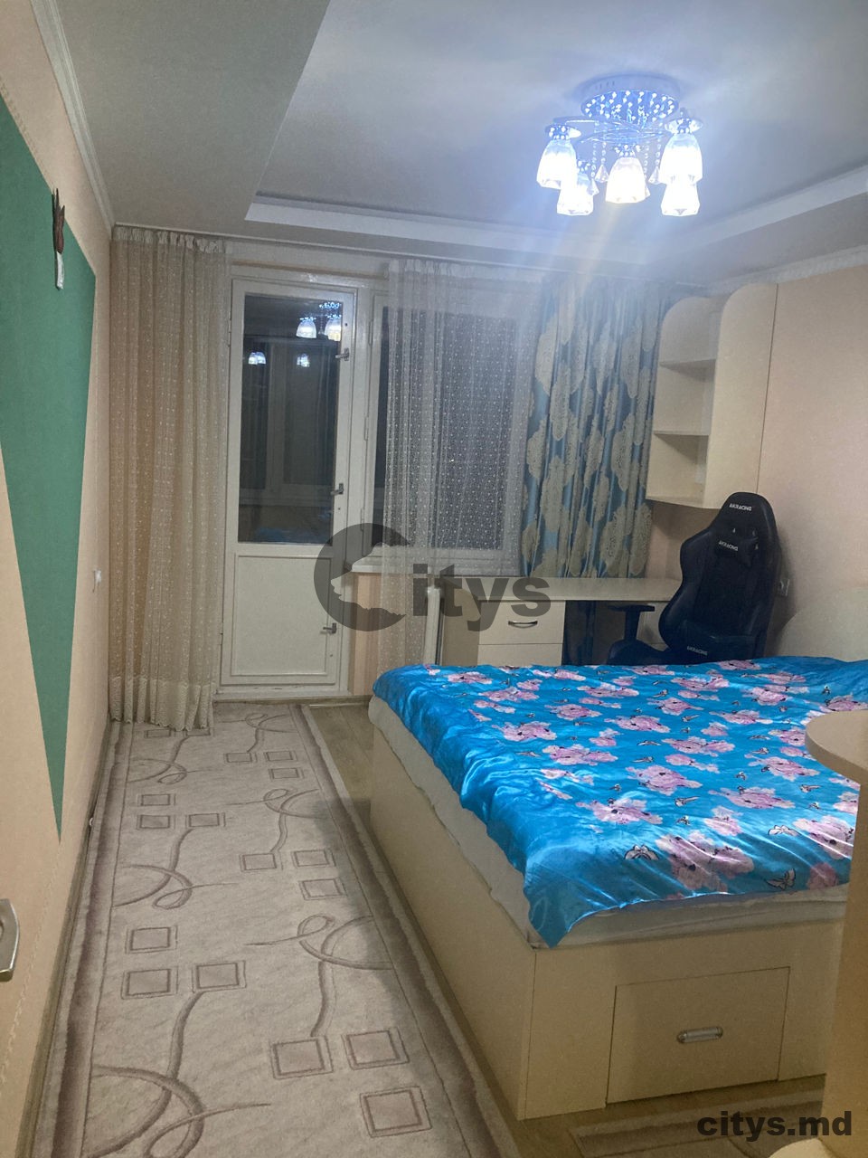 Chirie-Apartament cu 2 camere, 63m², str. Calea Ieșilor photo 0