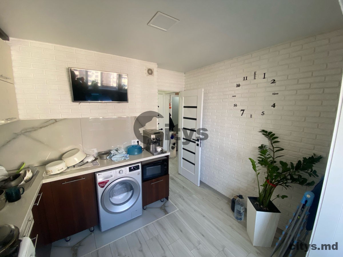 Apartament cu 2 camere, 50m², Cuza Vodă photo 5