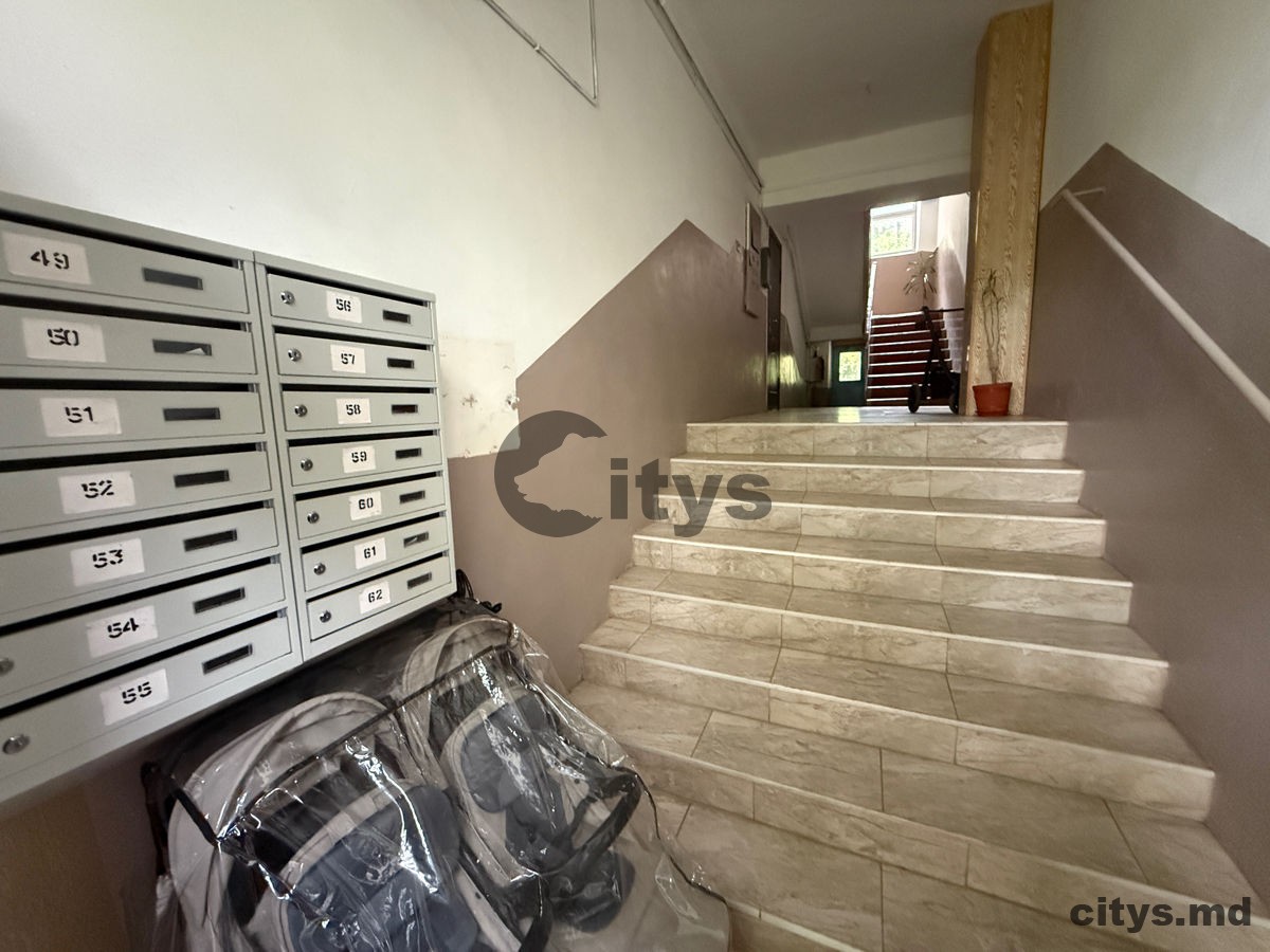 1 комнатная квартира, 36м², Miron Costin photo 2