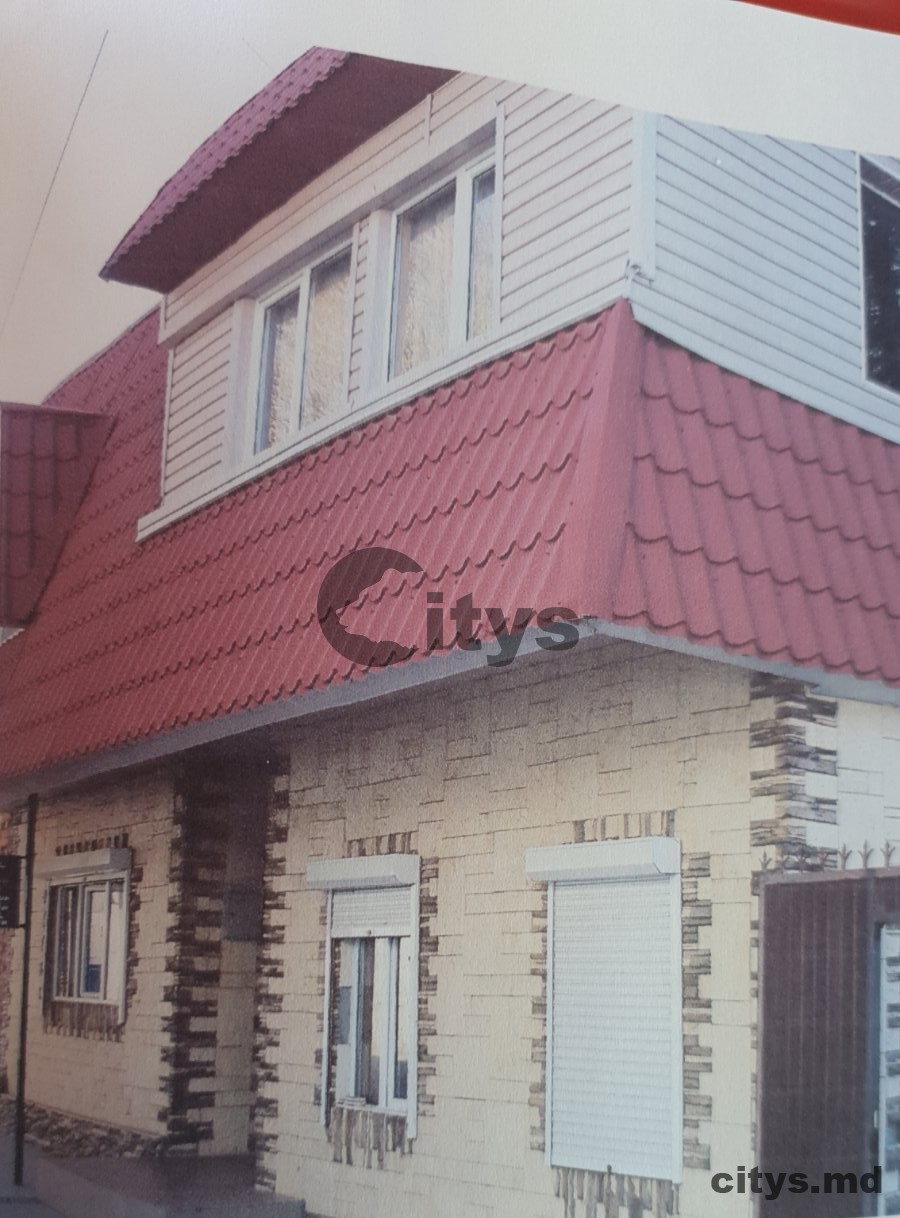 Se vinde imobil comercial in centrul orasului Drochia photo 1