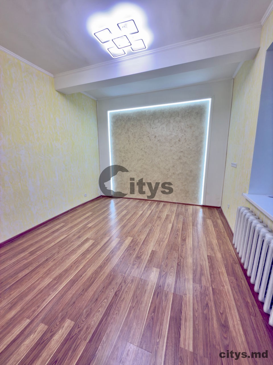 Apartament cu 3 camere, 92m², Ciorescu, Centru, str. Ivan Pavlov photo 0