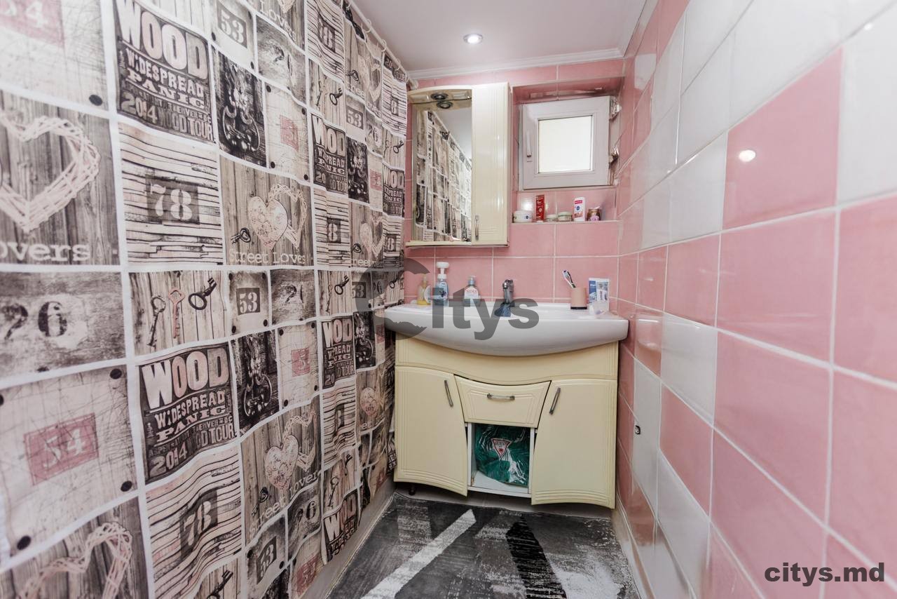 Дом с одним уровнем, 299м²,Centru, str-la 3 Caucaz photo 1