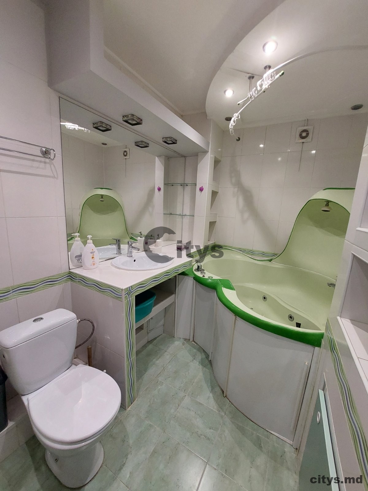 1 комнатная квартира, 68м², Decebal photo 14
