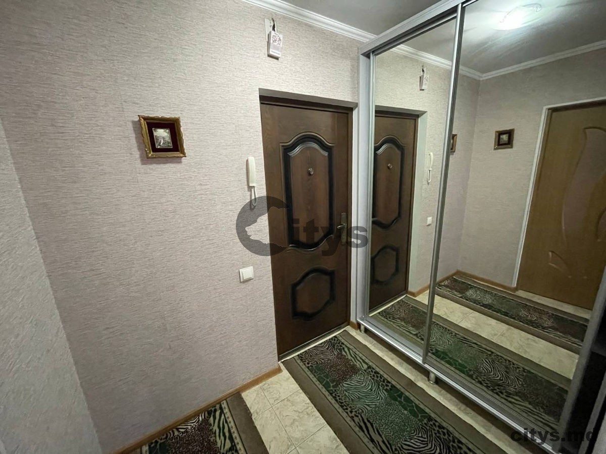 Apartament cu 1 cameră, 37m², bd. Mircea cel Bătrân photo 2