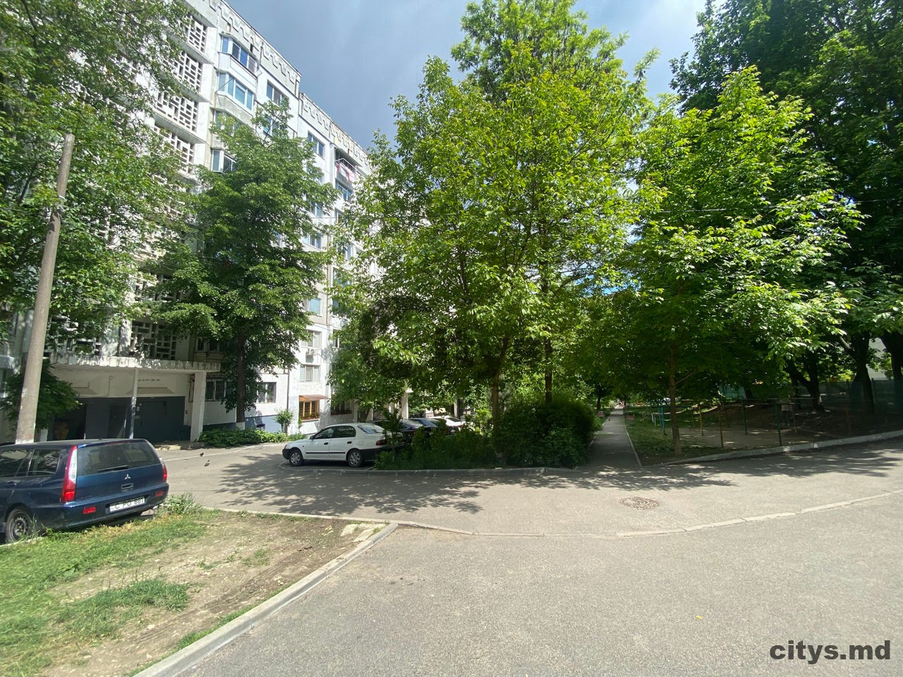 Apartament cu 4 camere, 92m², Nicolae Costin photo 8