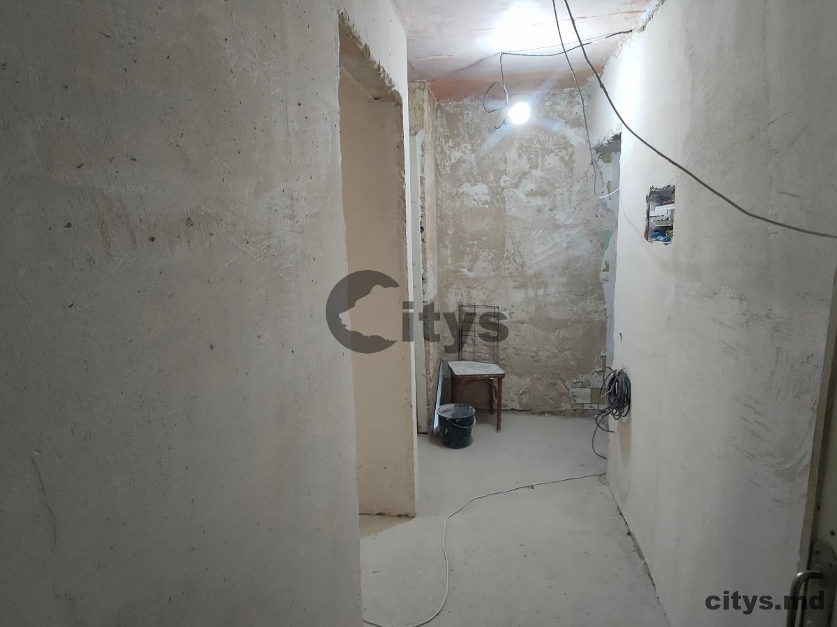 Apartament cu 2 camere, 43m², Botanica, Pandurilor photo 2