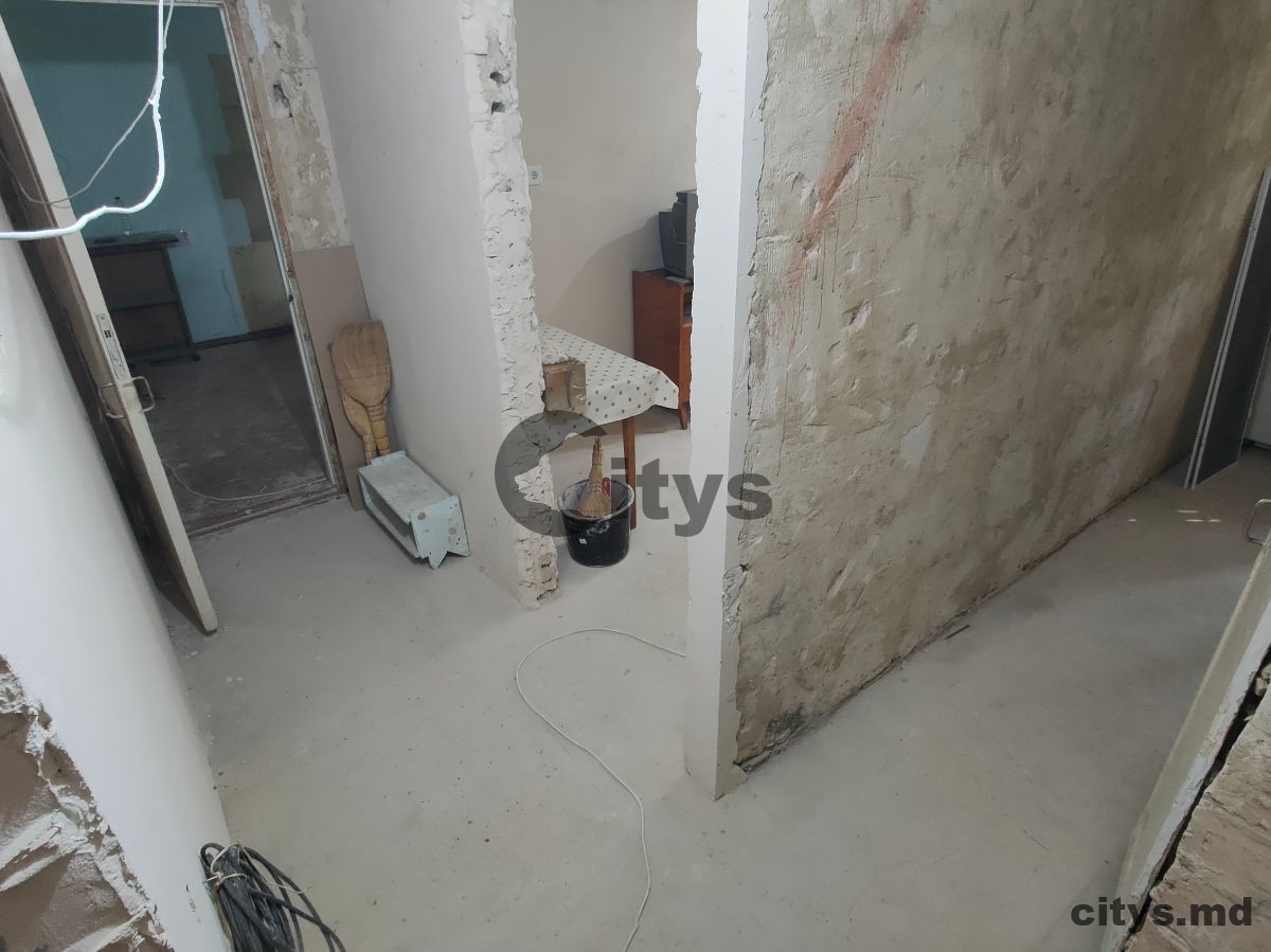 Apartament cu 2 camere, 43m², Botanica, Pandurilor photo 6
