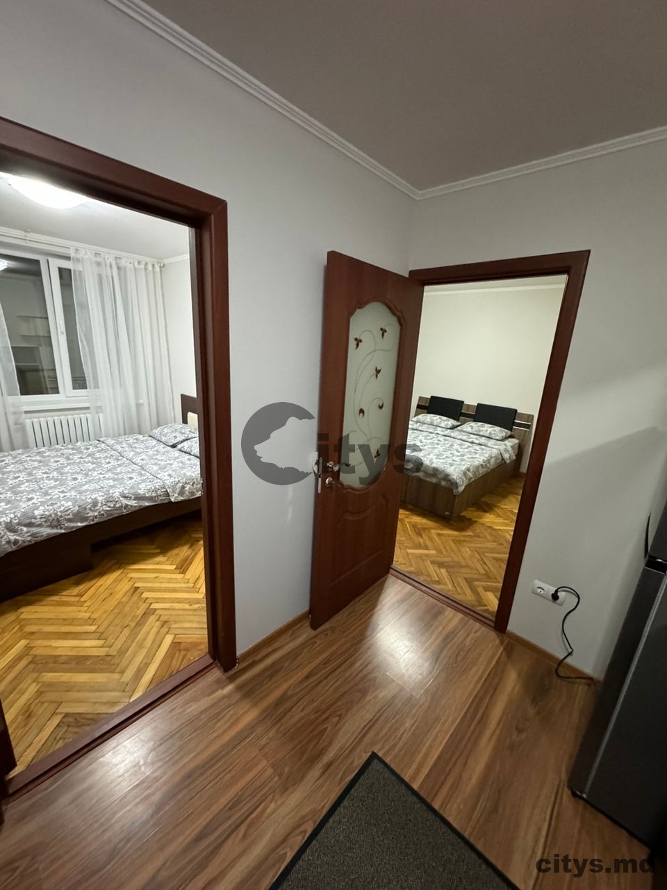 Apartament cu 2 camere, 50m², bd. Dacia photo 2