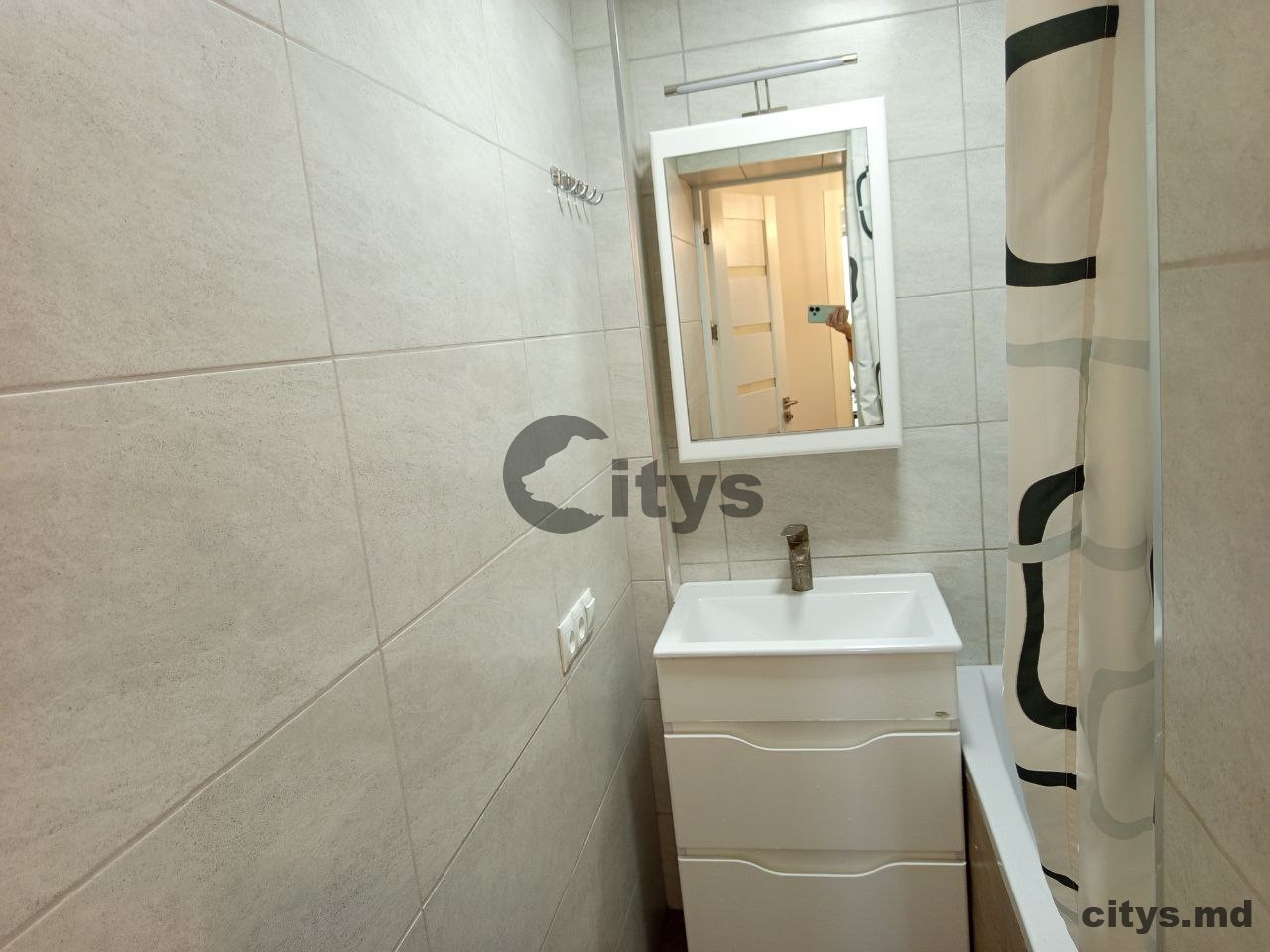 3-х комнатная квартира, 70м², Sarmizegetusa photo 8