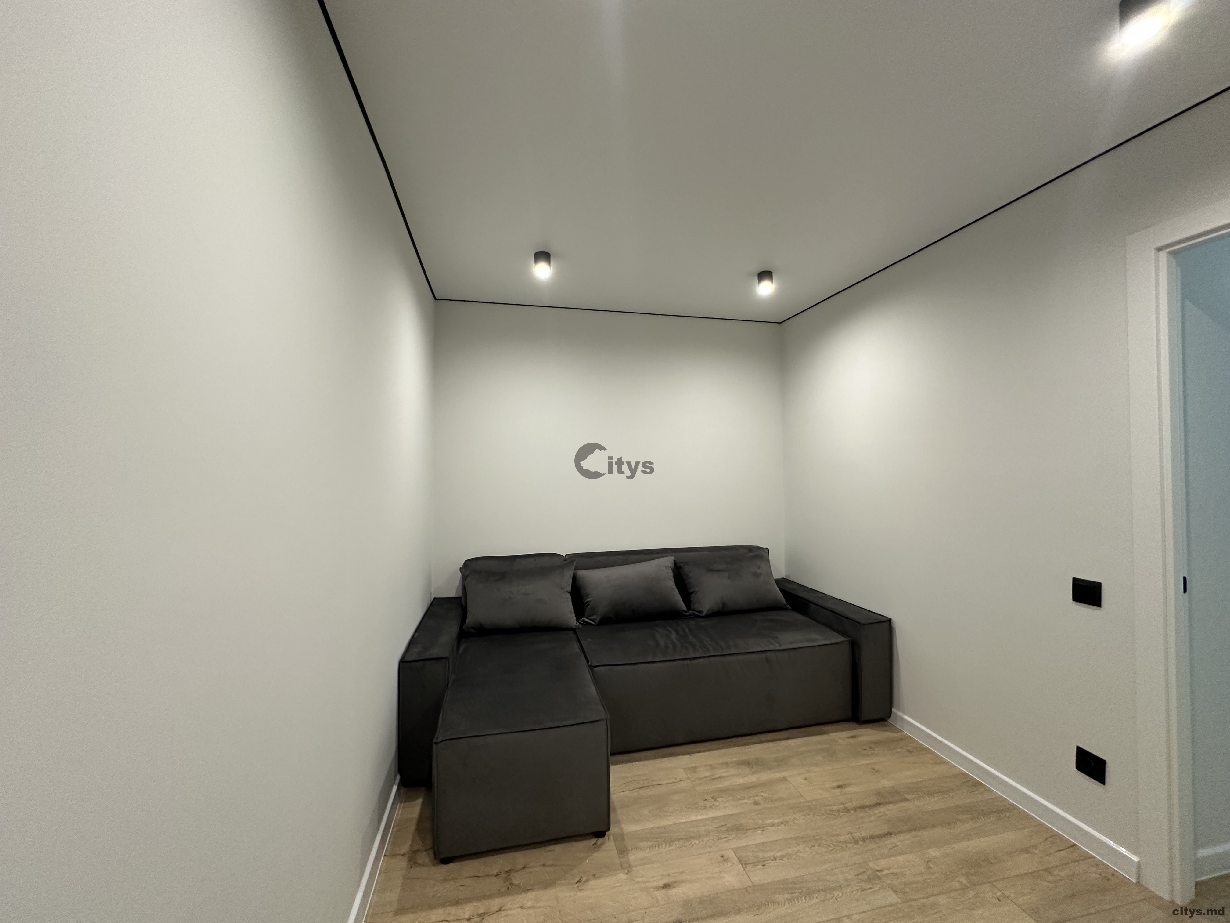 2-х комнатная квартира, 47м², Христо Ботев photo 9