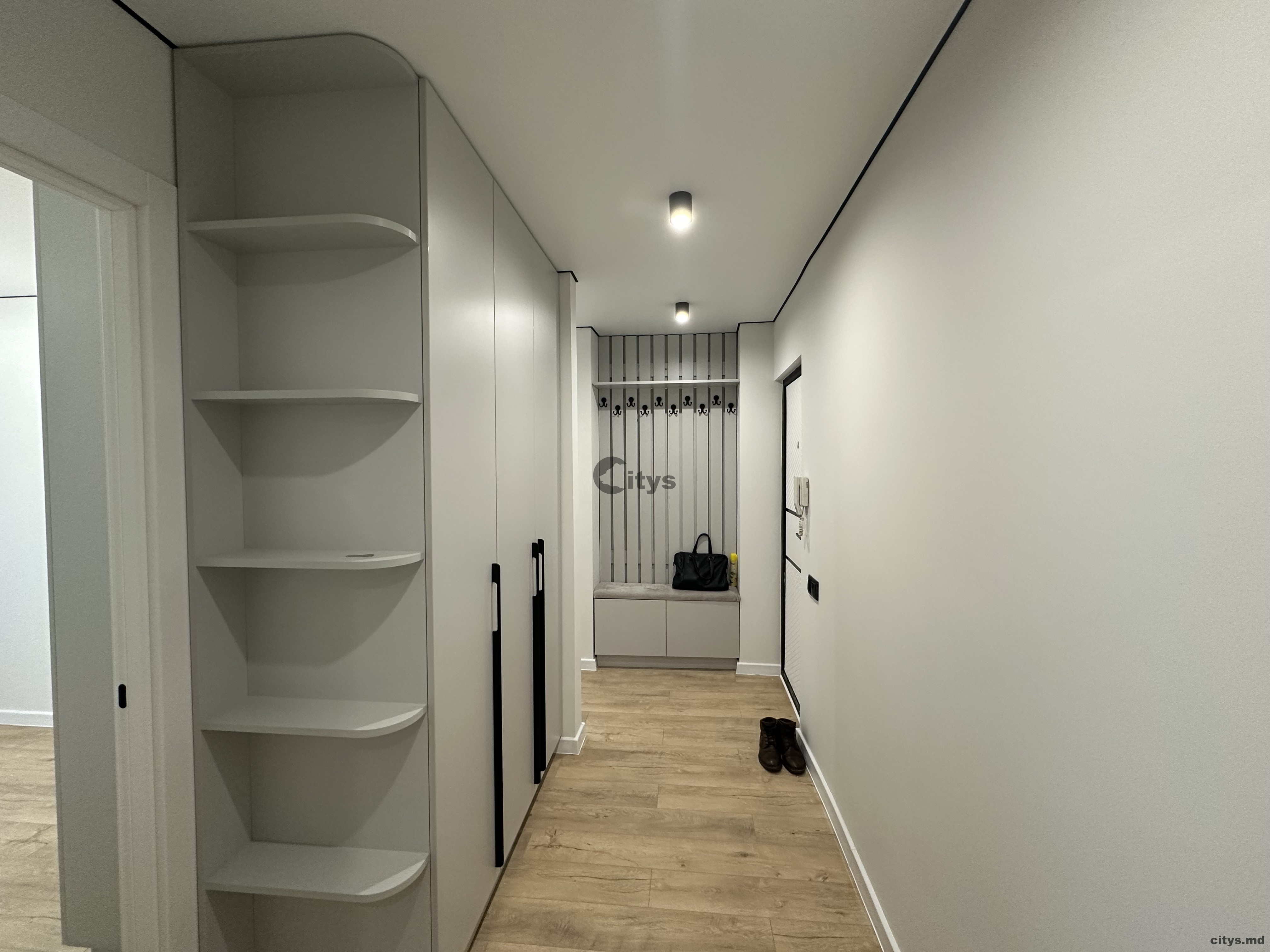 2-х комнатная квартира, 47м², Христо Ботев photo 2