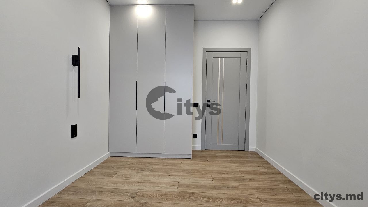 Apartament cu 3 camere, 85m², Жубиляра photo 0