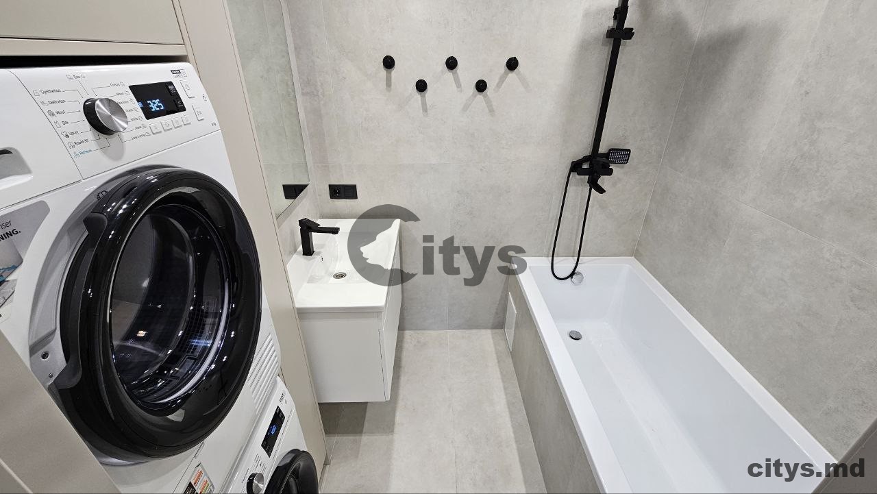 Apartament cu 3 camere, 85m², Жубиляра photo 5