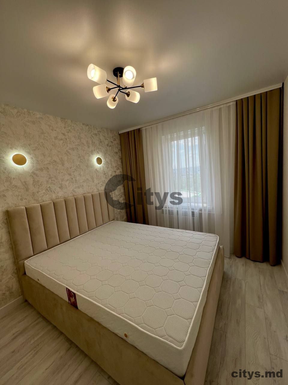 Apartament cu 2 camere, 70m², Л. Деляну photo 5