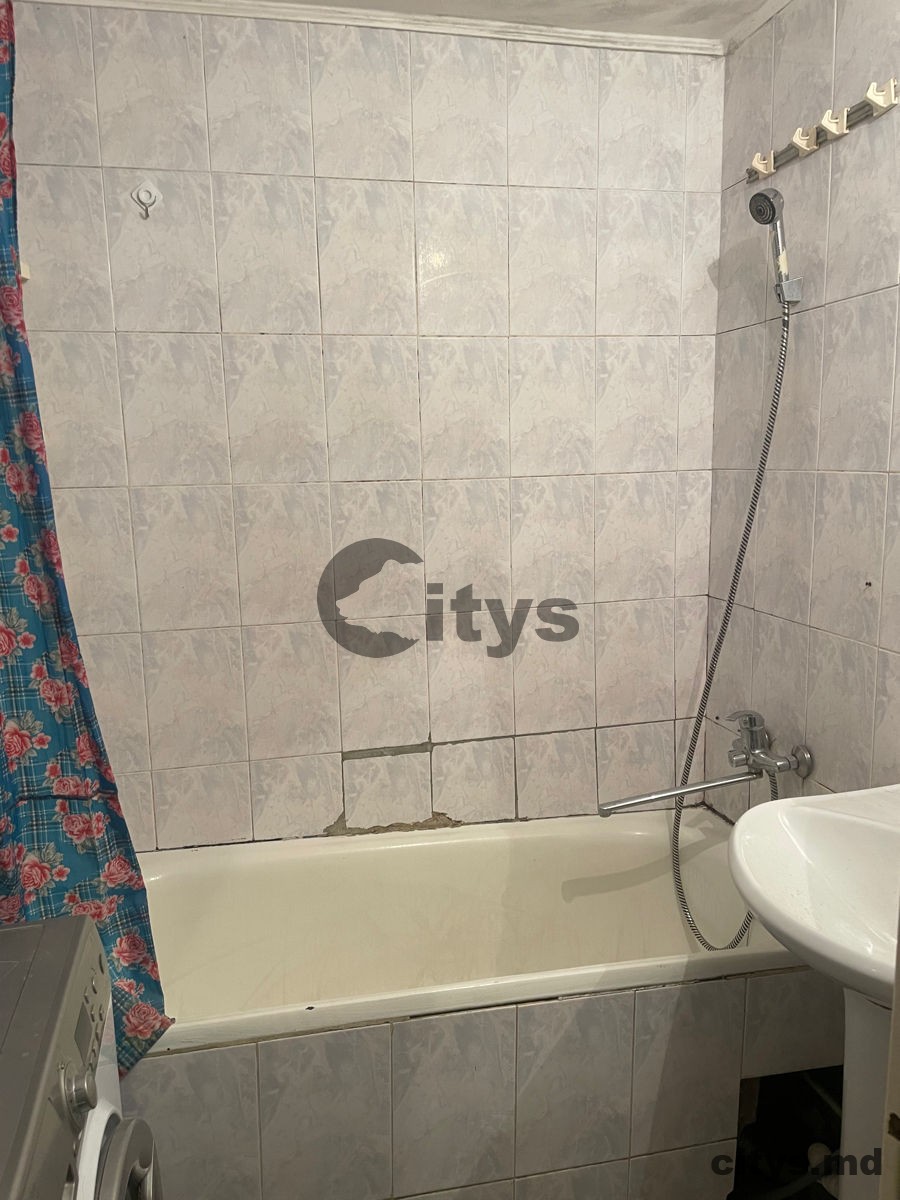 Apartament cu 2 camere, 53m², Бр. Дачия photo 1
