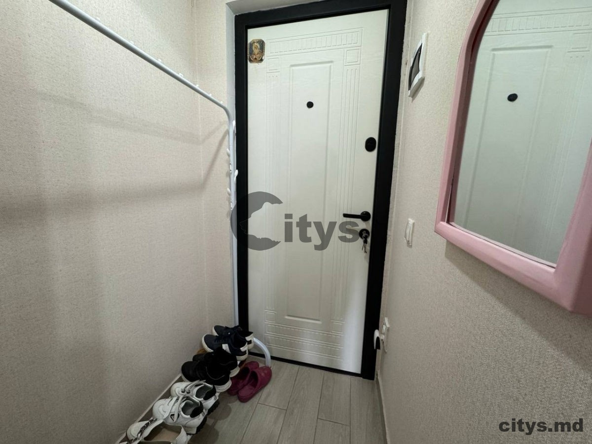 Малосемейка, 24м², Белград 19/2 photo 1