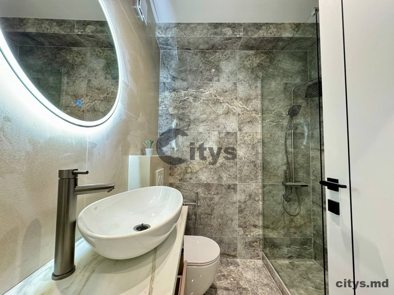Apartament cu 1 cameră, 37m², Milescu Spàtaru photo 2
