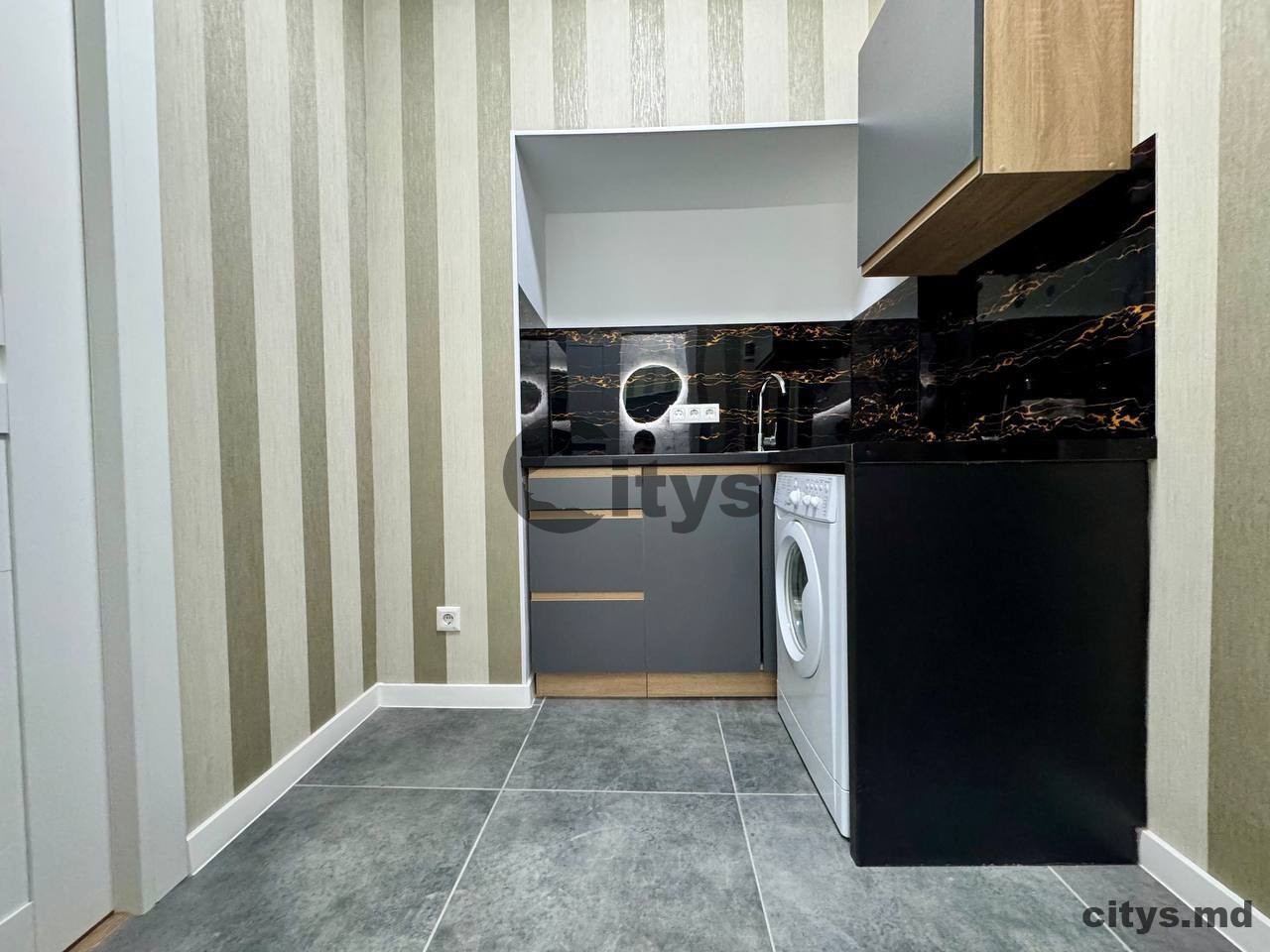 Garsonieră, 18m², Str.Columna photo 1