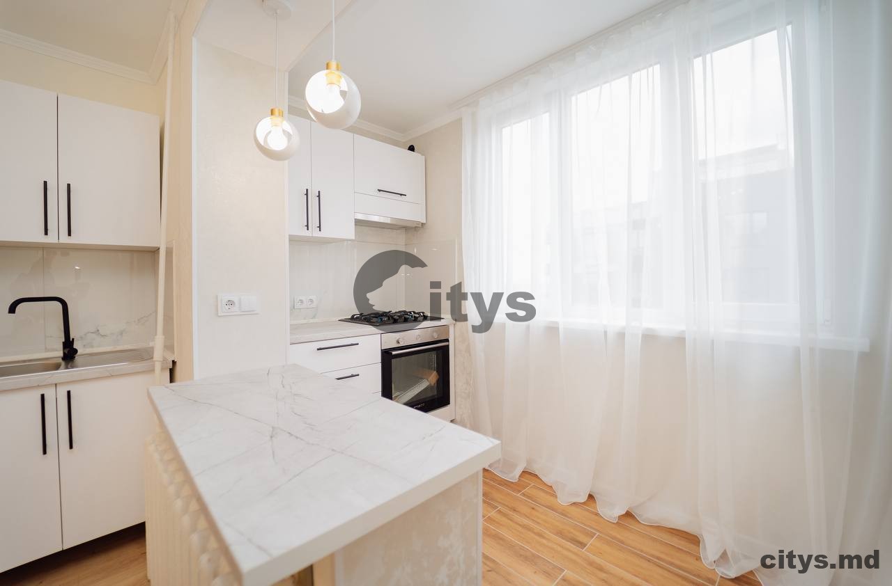 Apartament cu 2 camere, 58m², Яловенская photo 0