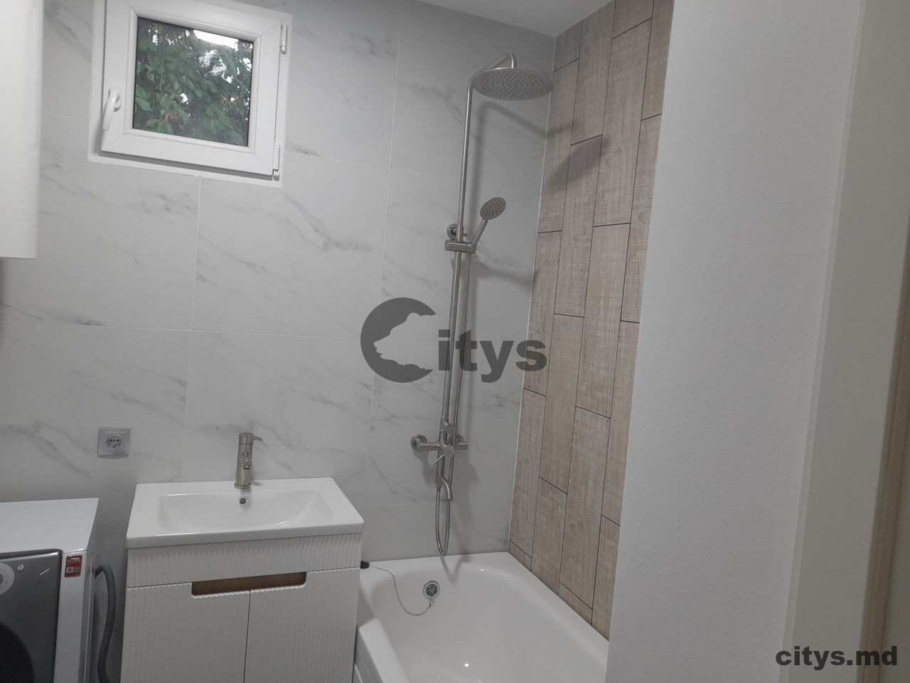 2-х комнатная квартира, 45м², Буюканы/В. Лупу 42 J photo 4