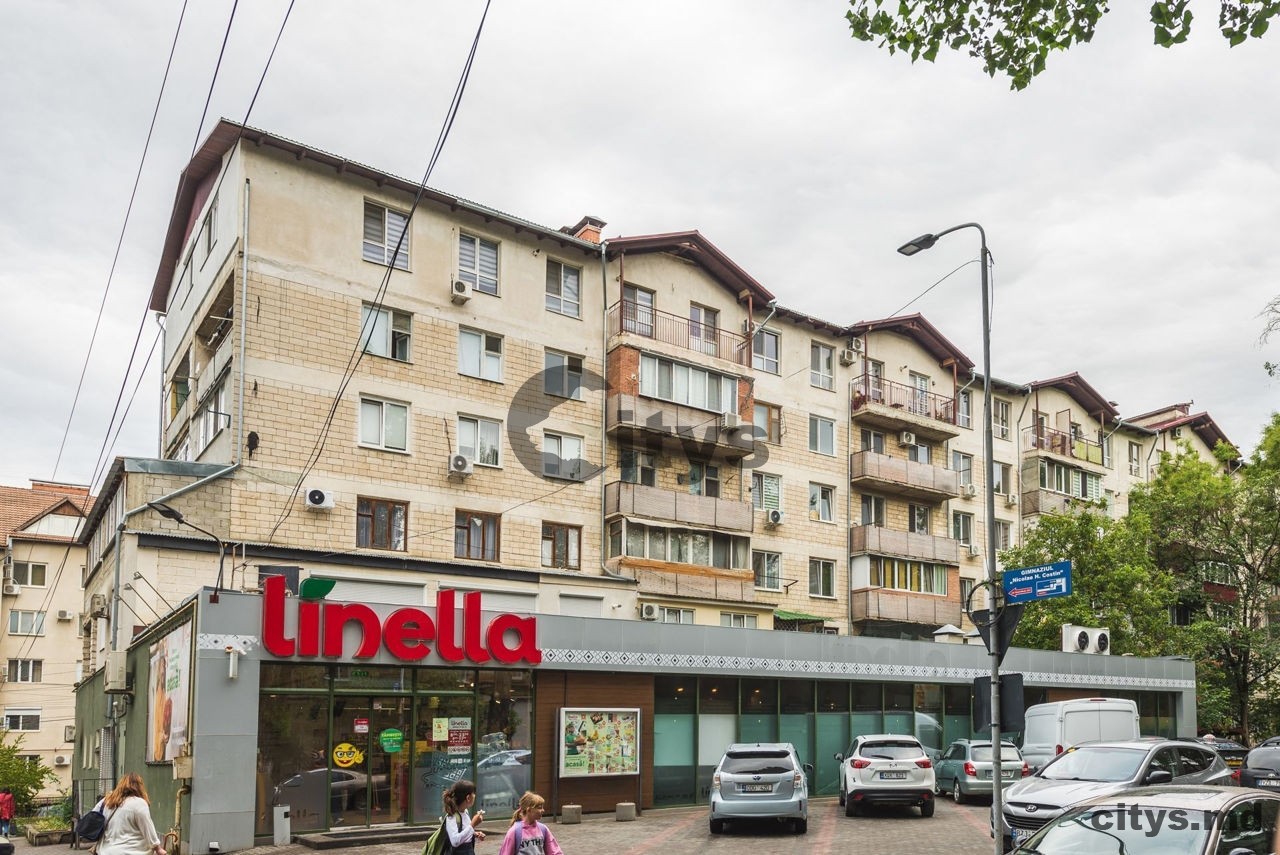 Apartament cu 3 camere, 72m², Nicolae Titulescu photo 0