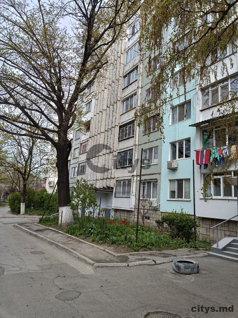 Apartament cu 3 camere, 72m², Str. Cahul photo 0