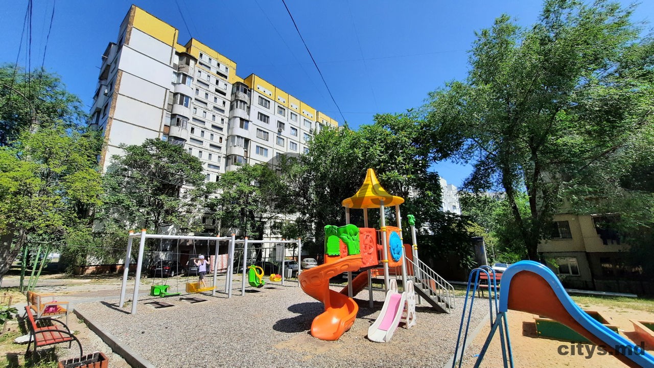 Apartament cu 3 camere, 74m², Str.Izmail photo 9