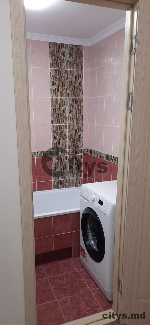 Apartament cu 3 camere, 74m², Str.Izmail photo 3