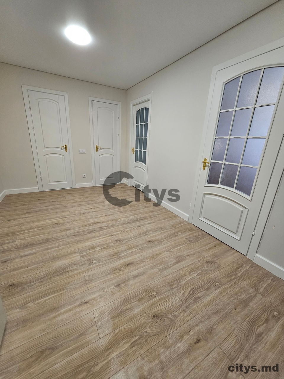 Apartament cu 2 camere, 79m², Chisinău mun., Chisinău, Centru, str. Toma Ciorbă, 32/1 photo 0