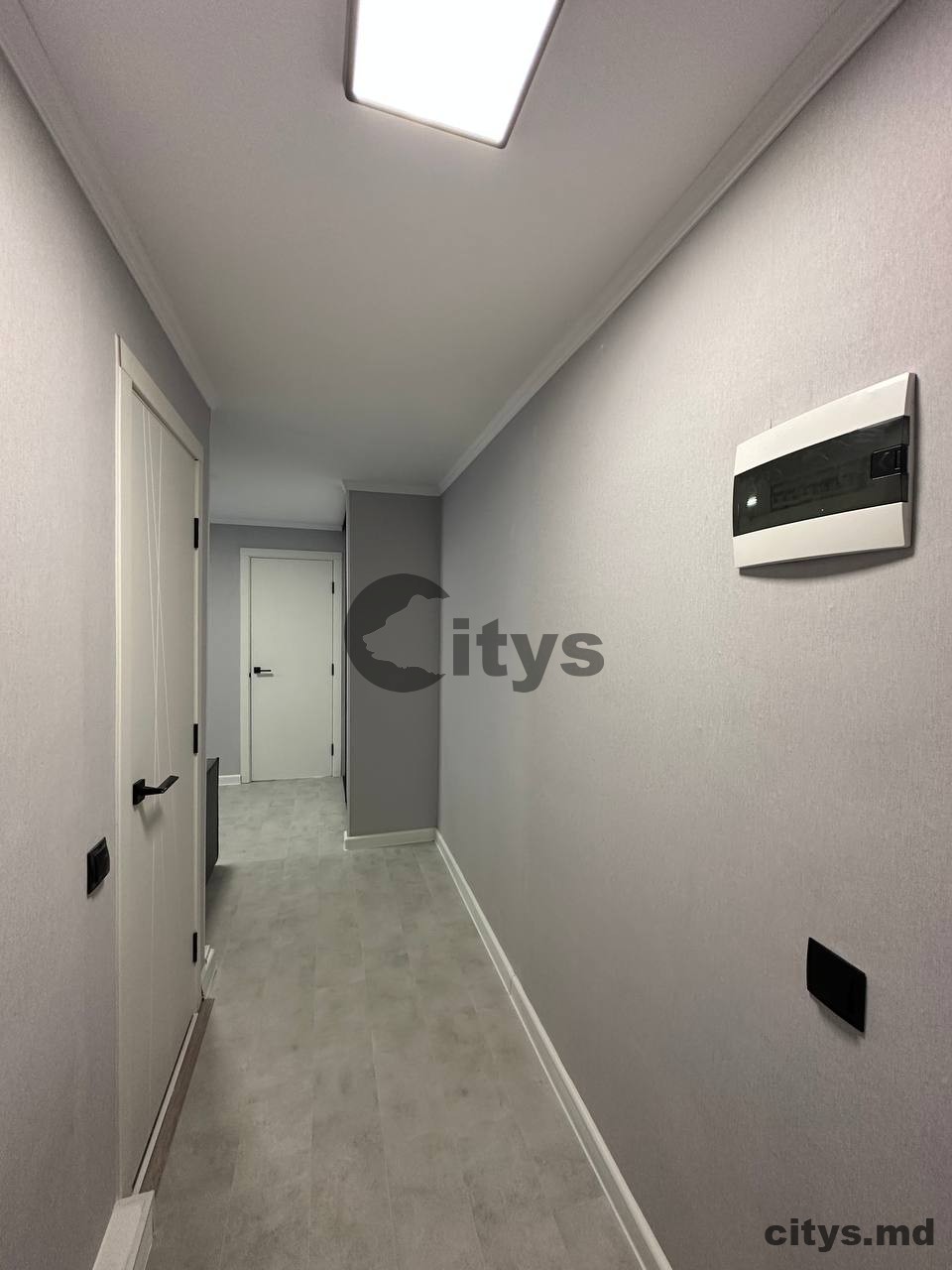 Apartament cu 2 camere, 58m², Alba Iulia photo 3