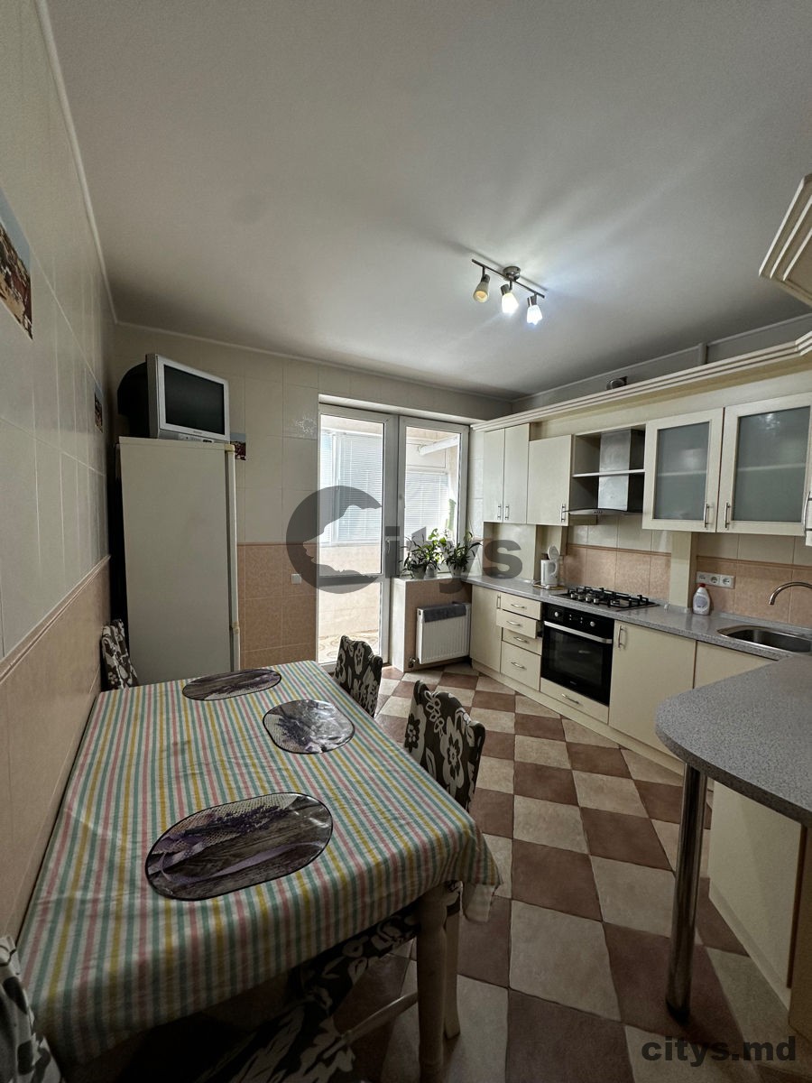 Apartament cu 2 camere, 85m², str. Mihail Sadoveanu photo 9