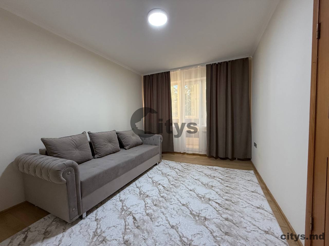 Apartament cu 2 camere, 50m², Botanica, str Pandurilor photo 2