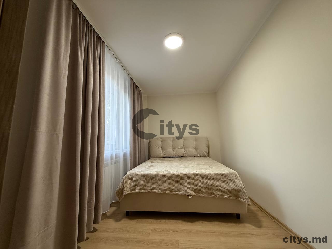 Apartament cu 2 camere, 50m², Botanica, str Pandurilor photo 0