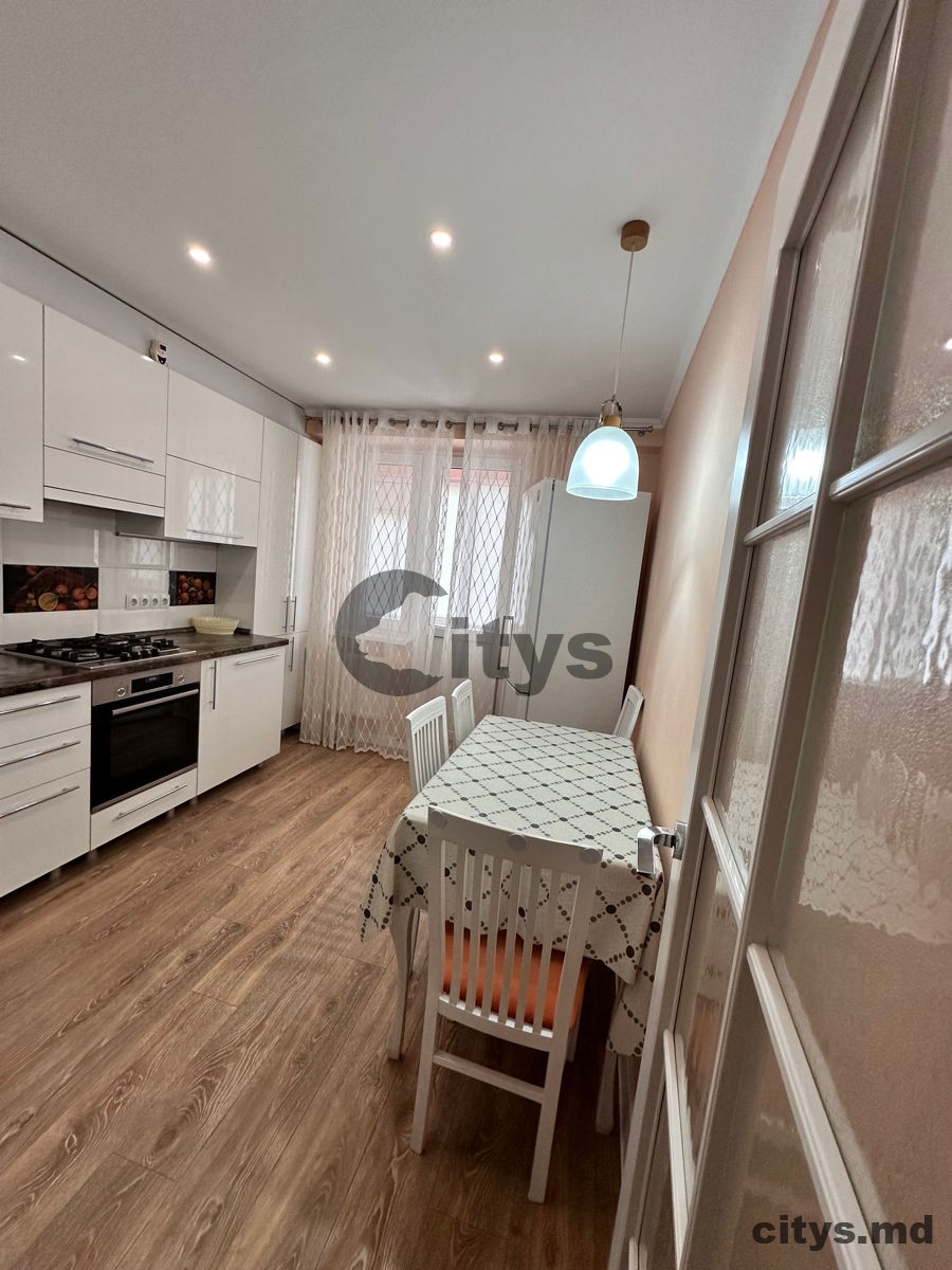 Apartament cu 2 camere, 64m², Botanica, Petru Ungureanu photo 4