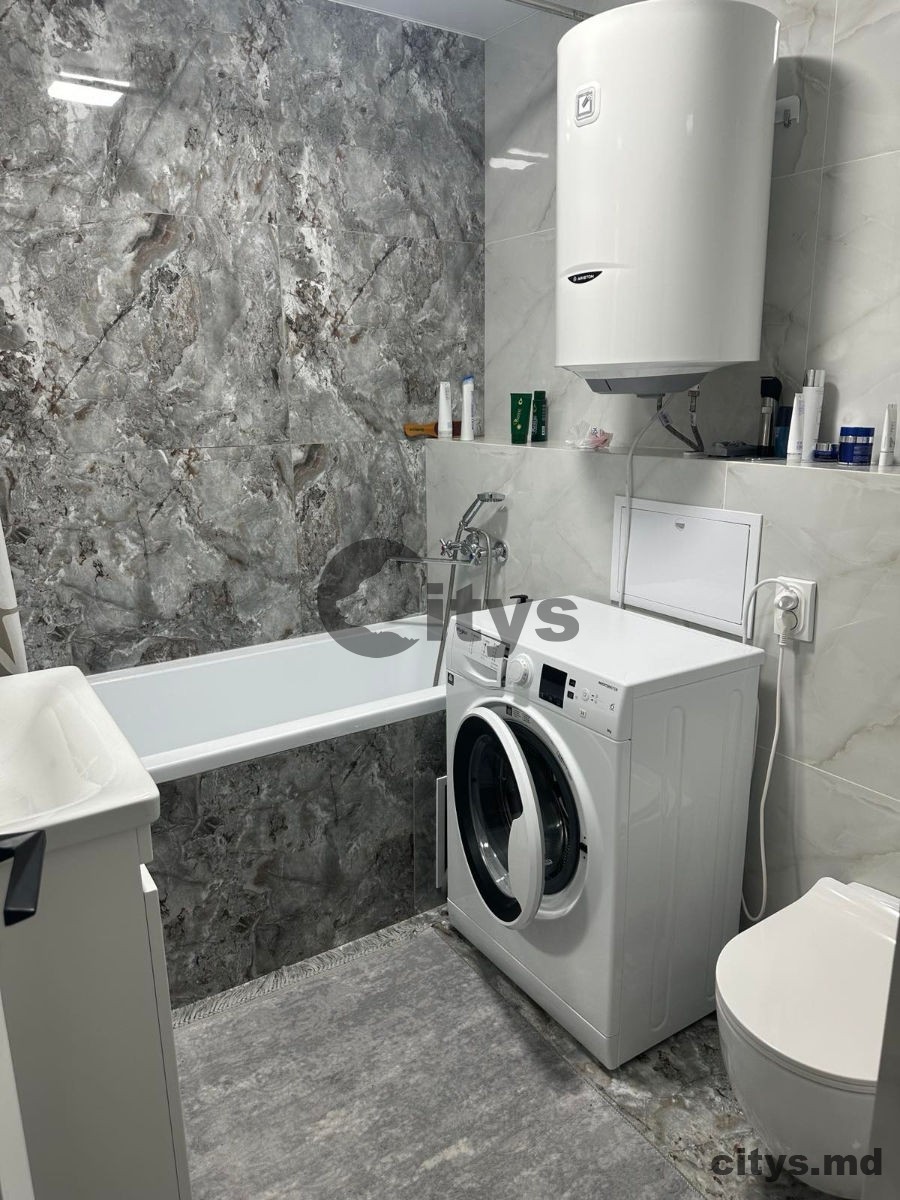 Apartament cu 2 camere, 60m², Botanica ,bd. Decebal photo 6