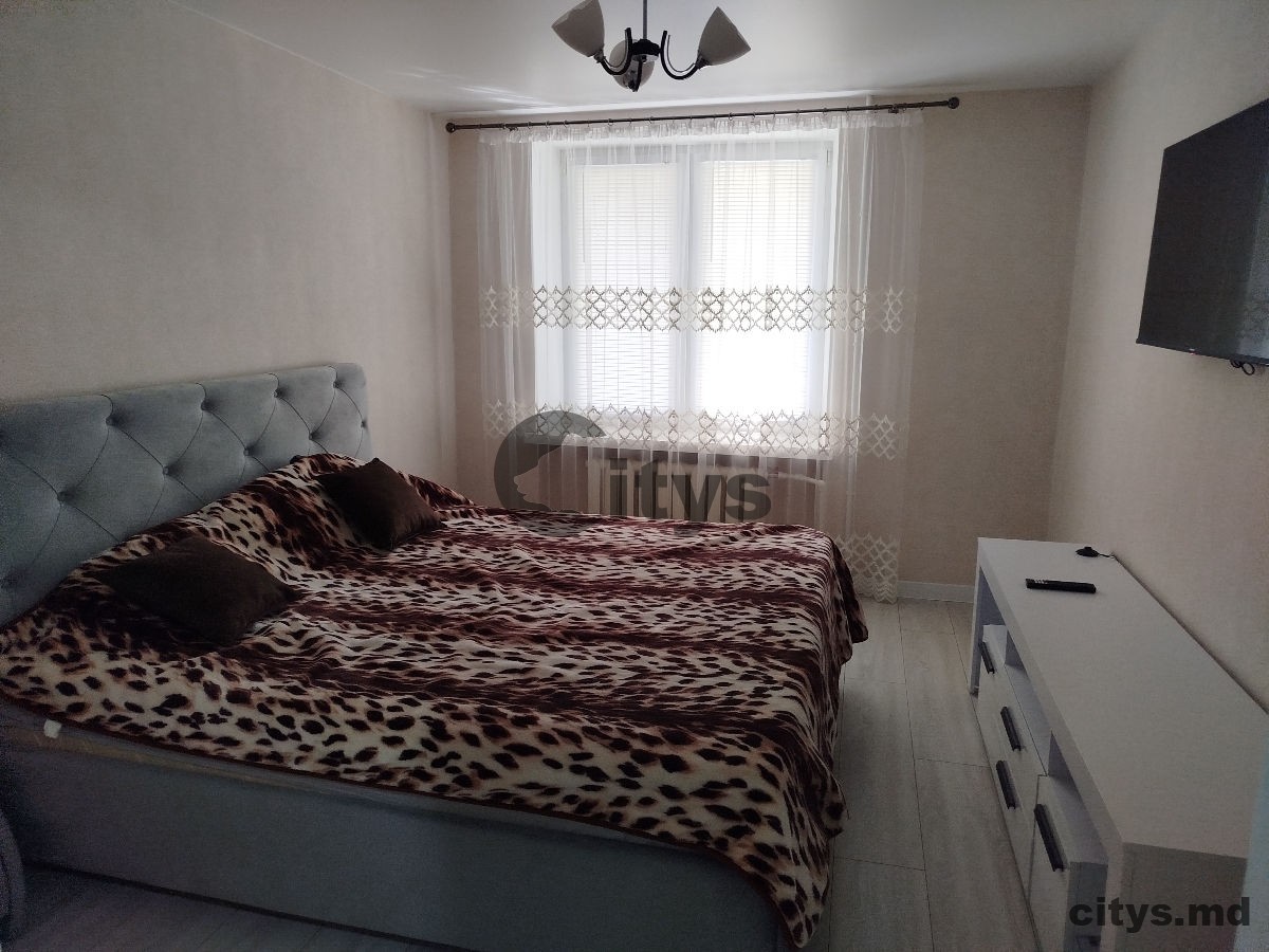 Apartament cu 2 camere, 60m², Botanica ,bd. Decebal photo 1