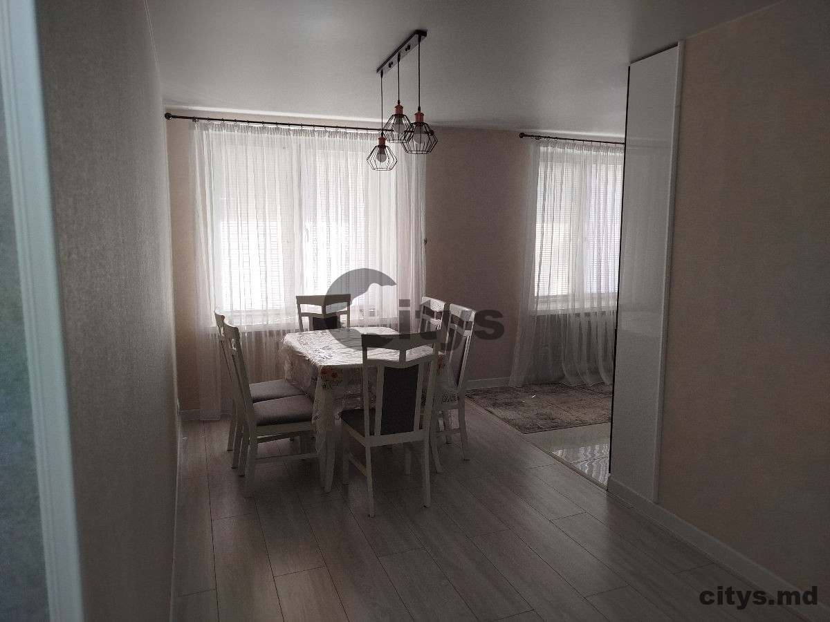 Apartament cu 2 camere, 60m², Botanica ,bd. Decebal photo 8