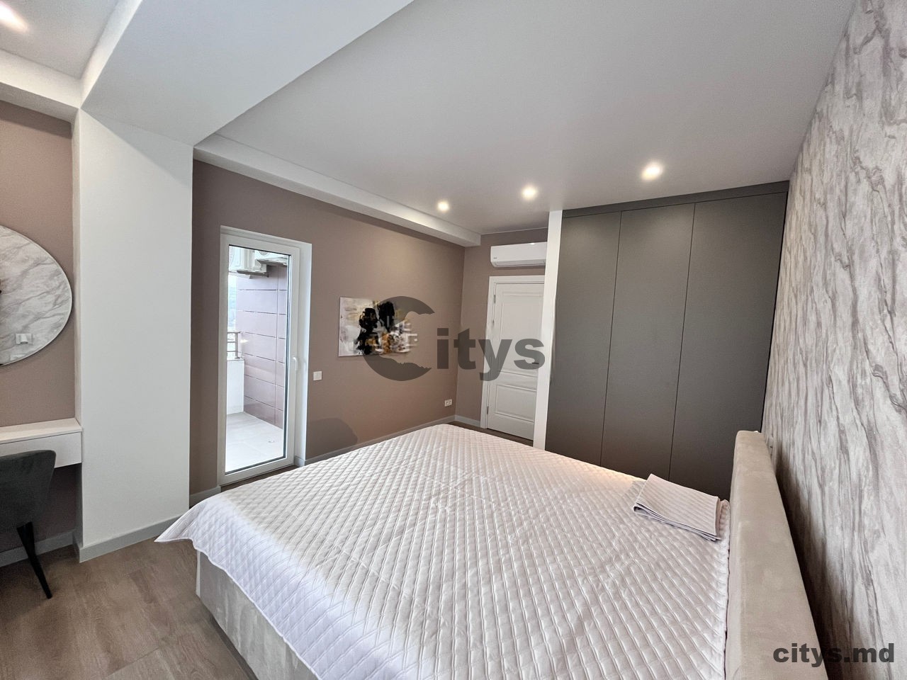 Apartament cu 3 camere, 126m², Centru, Lev Tolstoi photo 2