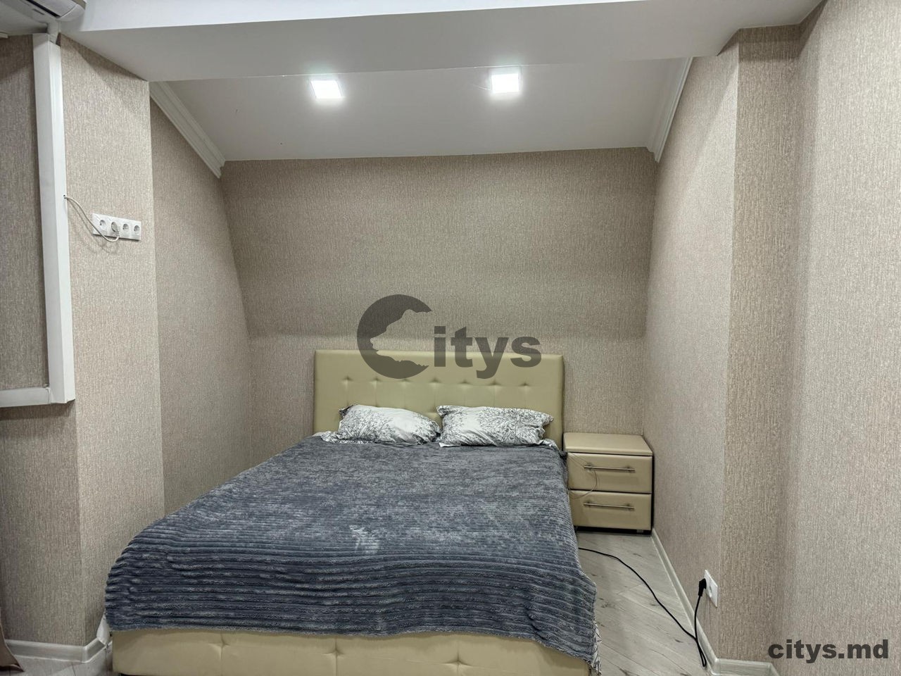 Chirie-Apartament cu 1 cameră, 49m², Centru, Grigore Ureche photo 4