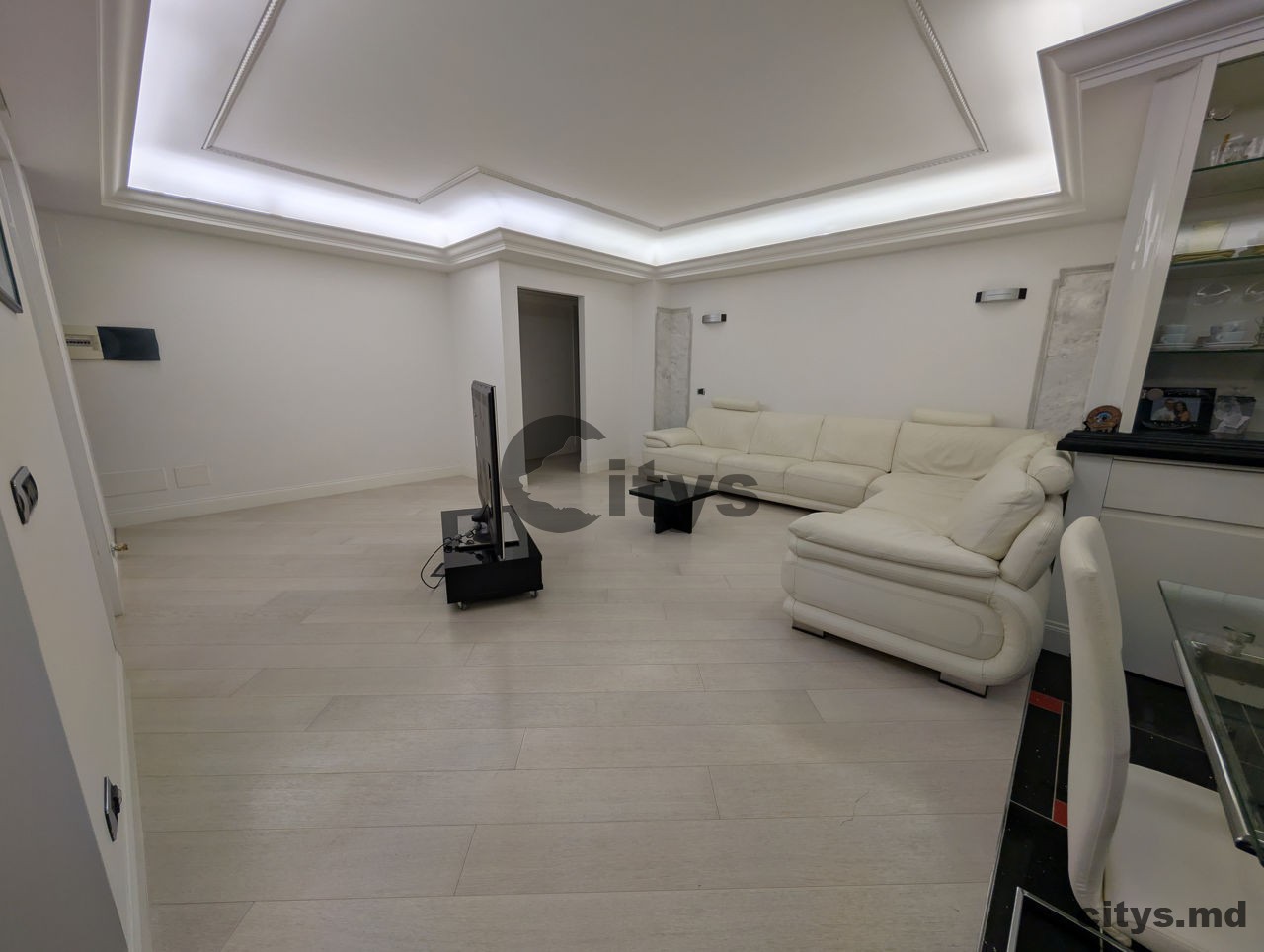 Chirie-4-х комнатная квартира, 150м², Centru.bd.Stefan cel Mare si Sfant photo 3