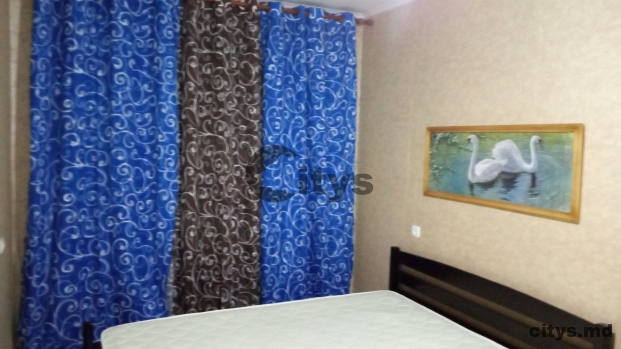 Apartament cu 3 camere, 70m², Strada Mihail Lomonosov photo 3