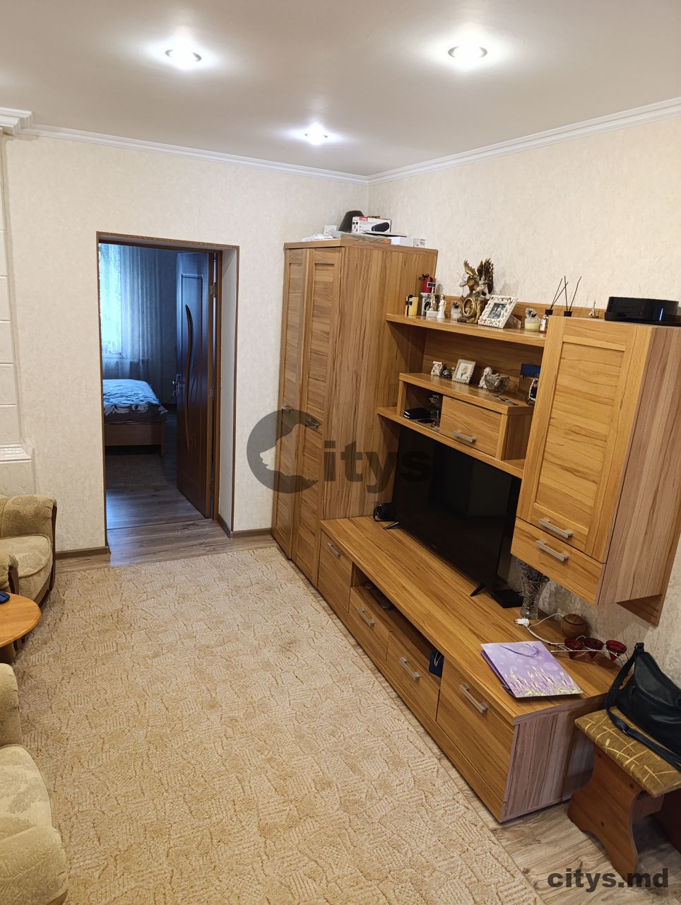 Apartament cu 4 camere, 80m², Strada București photo 1