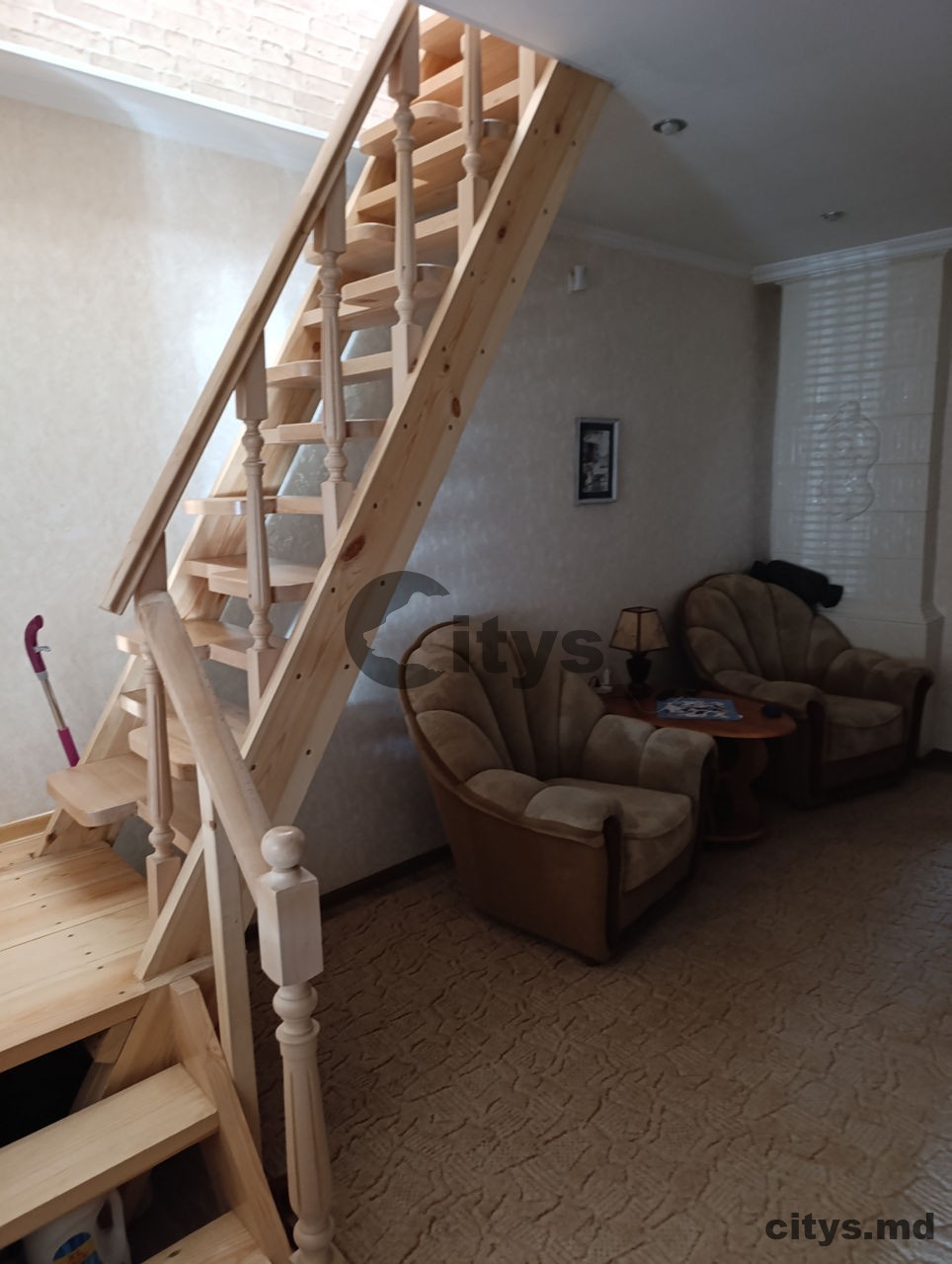 Apartament cu 4 camere, 80m², Strada București photo 4